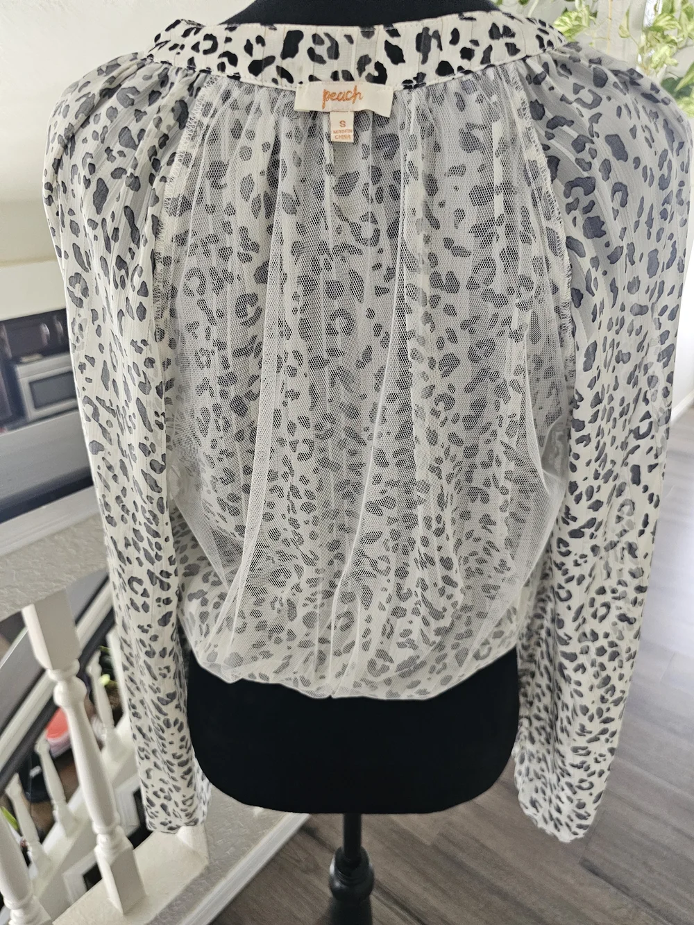 Size S  Women's Black and White Leopard Print Blouse - Picture 7 of 15